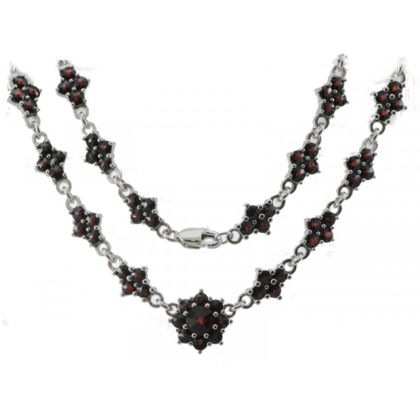BG stříbrný náhrdelník s přírodním granátem z Čech porhodiováno 036