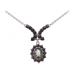 BG stříbrný náhrdelník s přírodním granátem a vltavínem porhodiováno 264